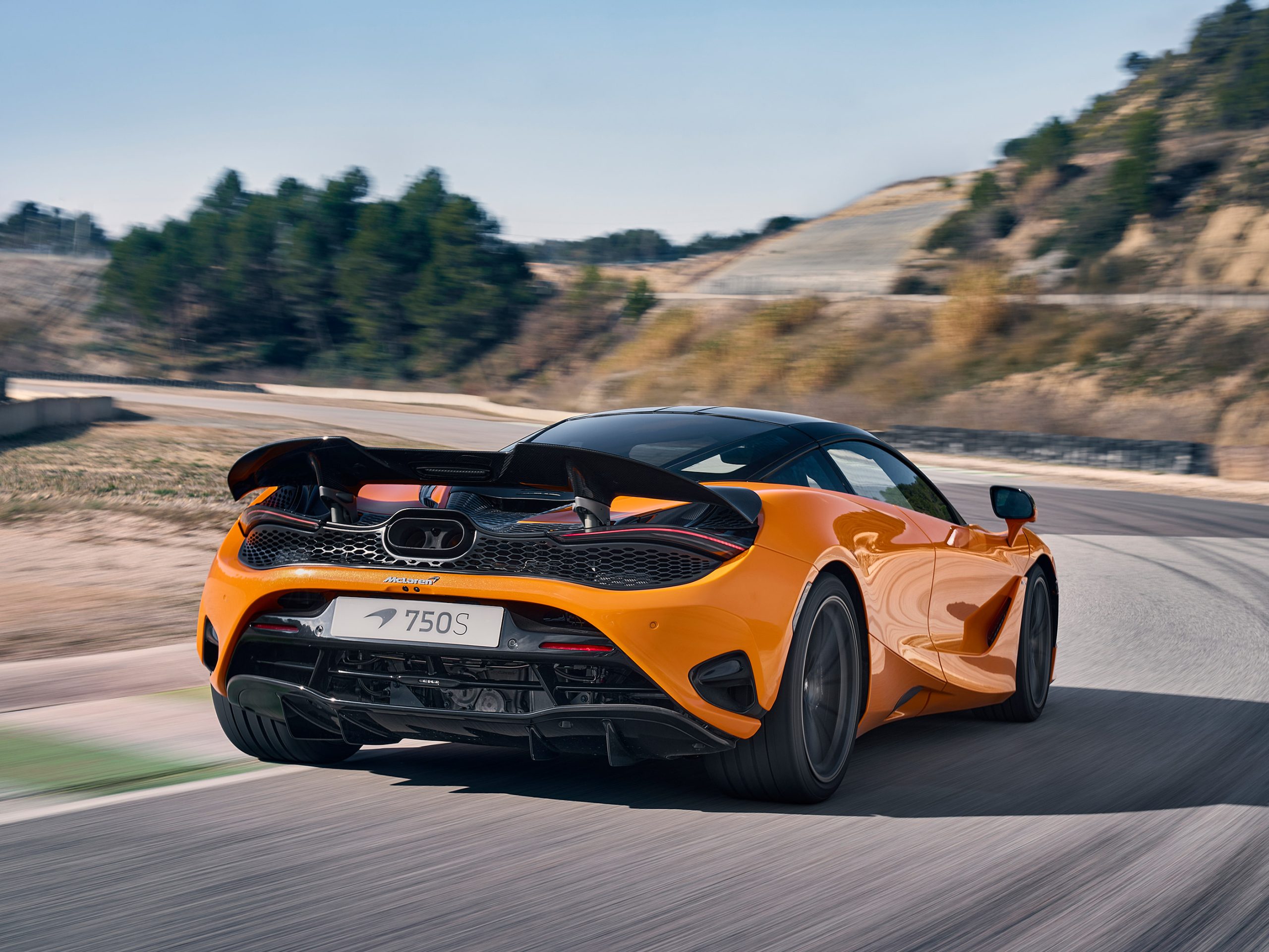 A Closer Look At The Mclaren 750S